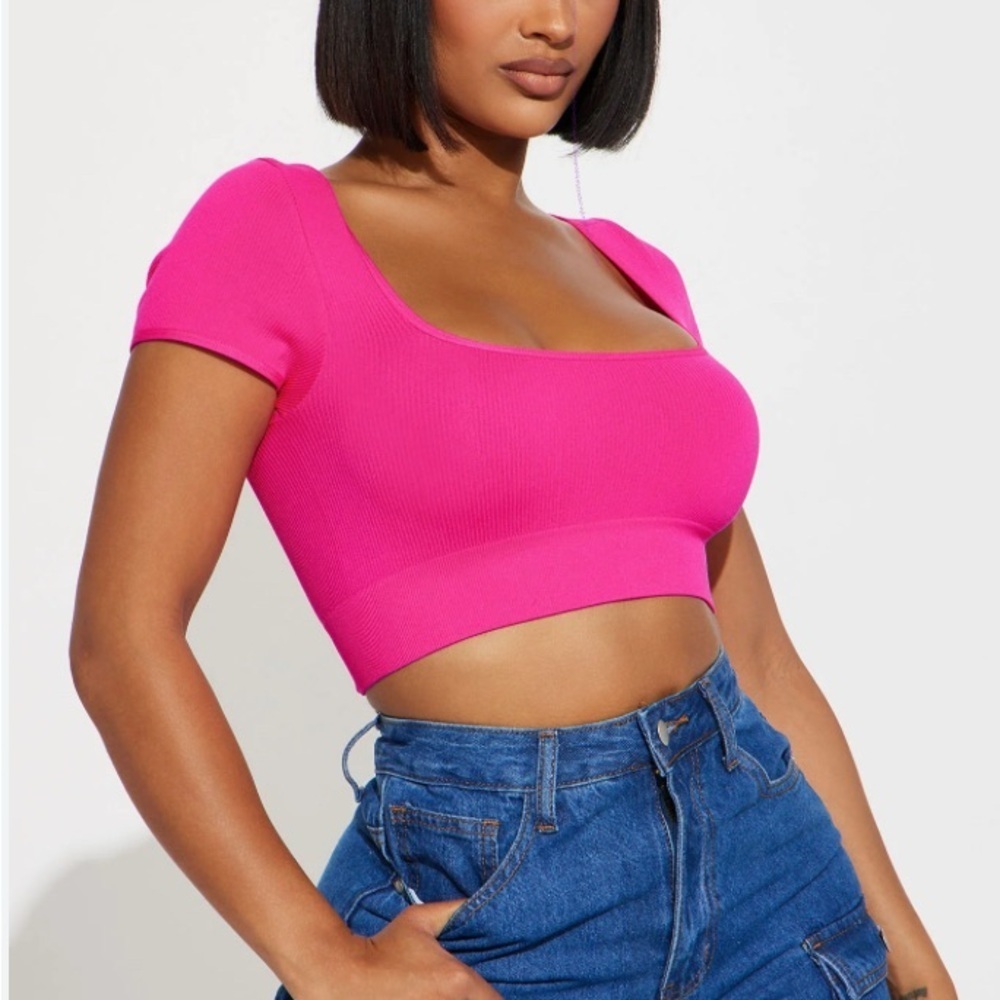 Bozzolo Pink Fitted Cap Sleeve Crop Top